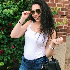 Meet your Posher, Nicole